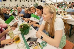 2023-SF-So-Fruehshoppen342