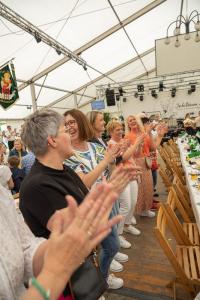 2023-SF-So-Fruehshoppen403